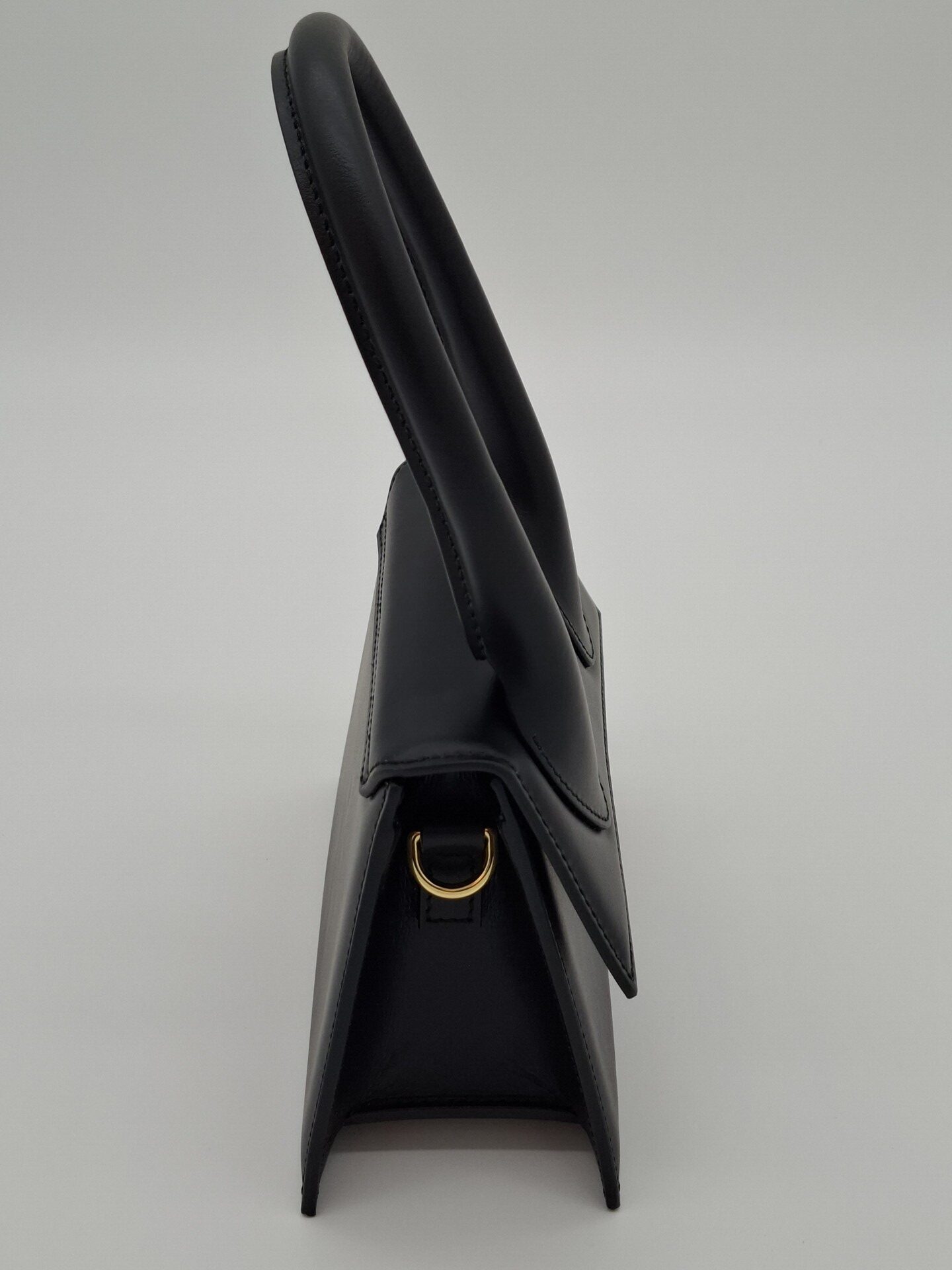 Jacquemus Chiquito Moyen Black