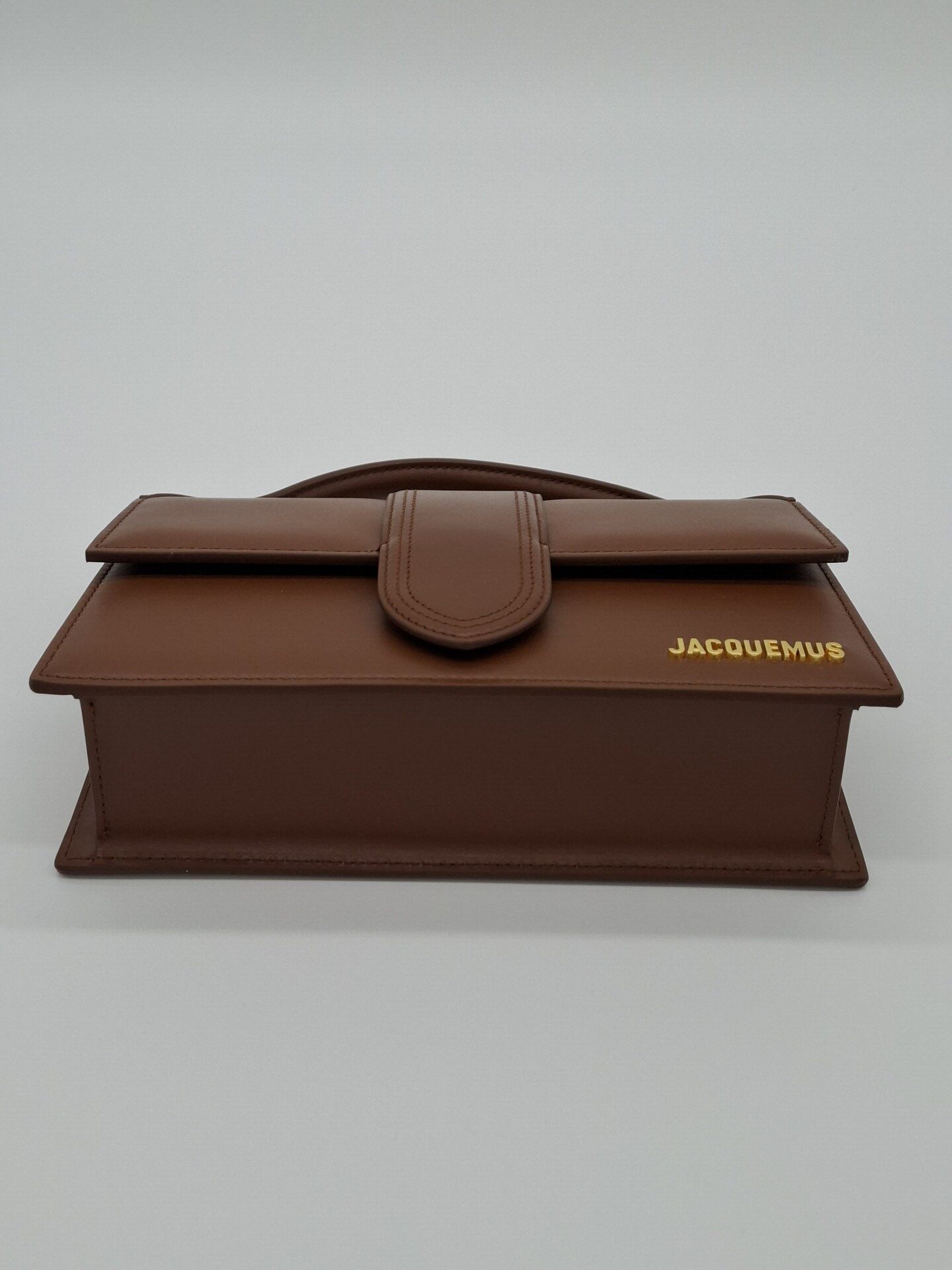 Jacquemus Le Grand Bambino Lightbrown